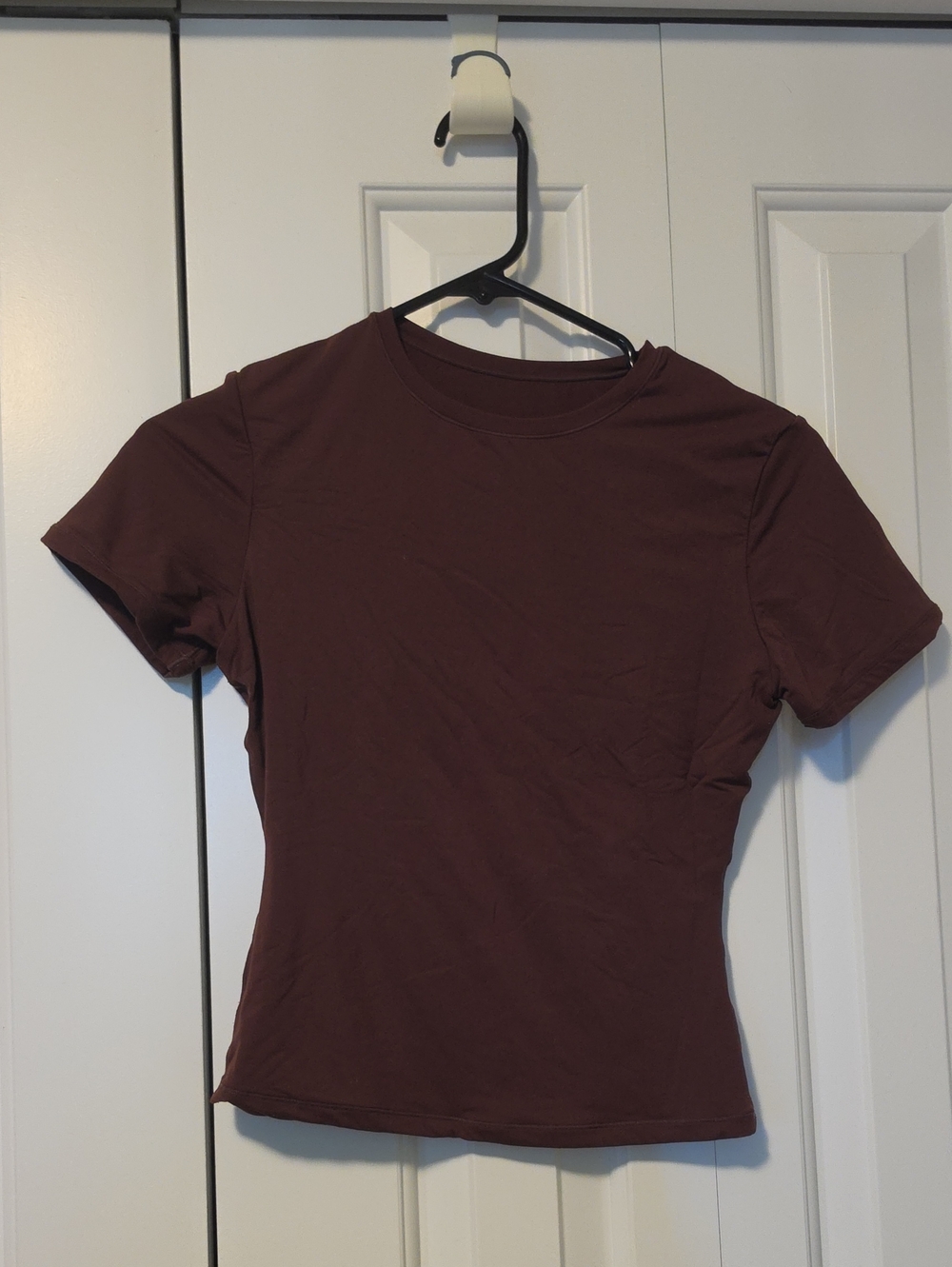 Women’s Crewneck Short Sleeve Tee - Burgundy
